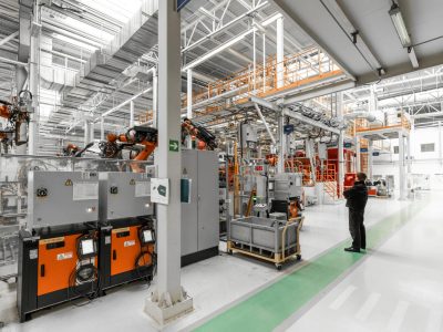 photo-automobile-production-line-welding-car-body-modern-car-assembly-plant-auto-industry-interior-hightech-factory-modern-production